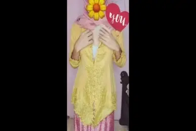 Live Ukhti Kebaya Hijab Pink Tampil Berani Menggoda Viral Streaming