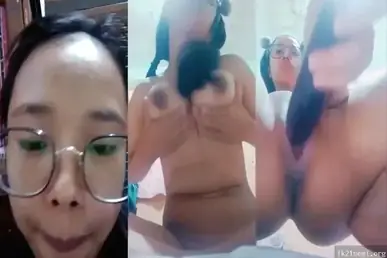 Nina Terong Colmek Becek Sampe Memek Ketagihan Ngaceng